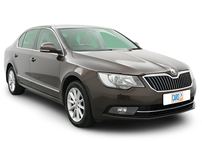 Skoda Superb-img